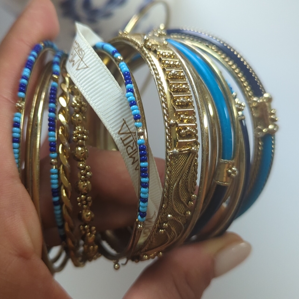 Amrita Singh bangles